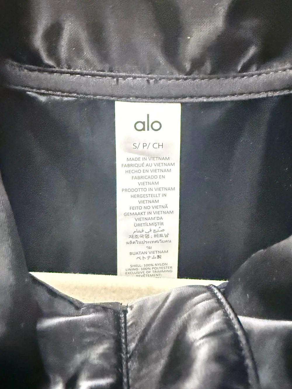 ALO YOGA NWT CROPPED AFTERGLOW PULLOVER BLACK SMALL